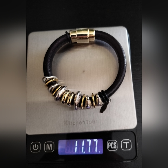 Jewels of the Vineyard Black Leather Magnetic Closure Bracelet Stags Leap - Picture 2 of 10